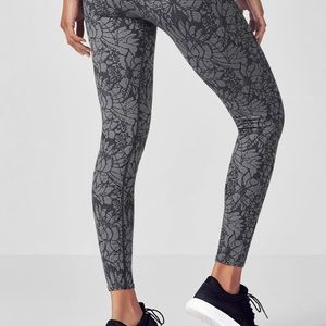 Fabletics Sebastian Seamless Legging